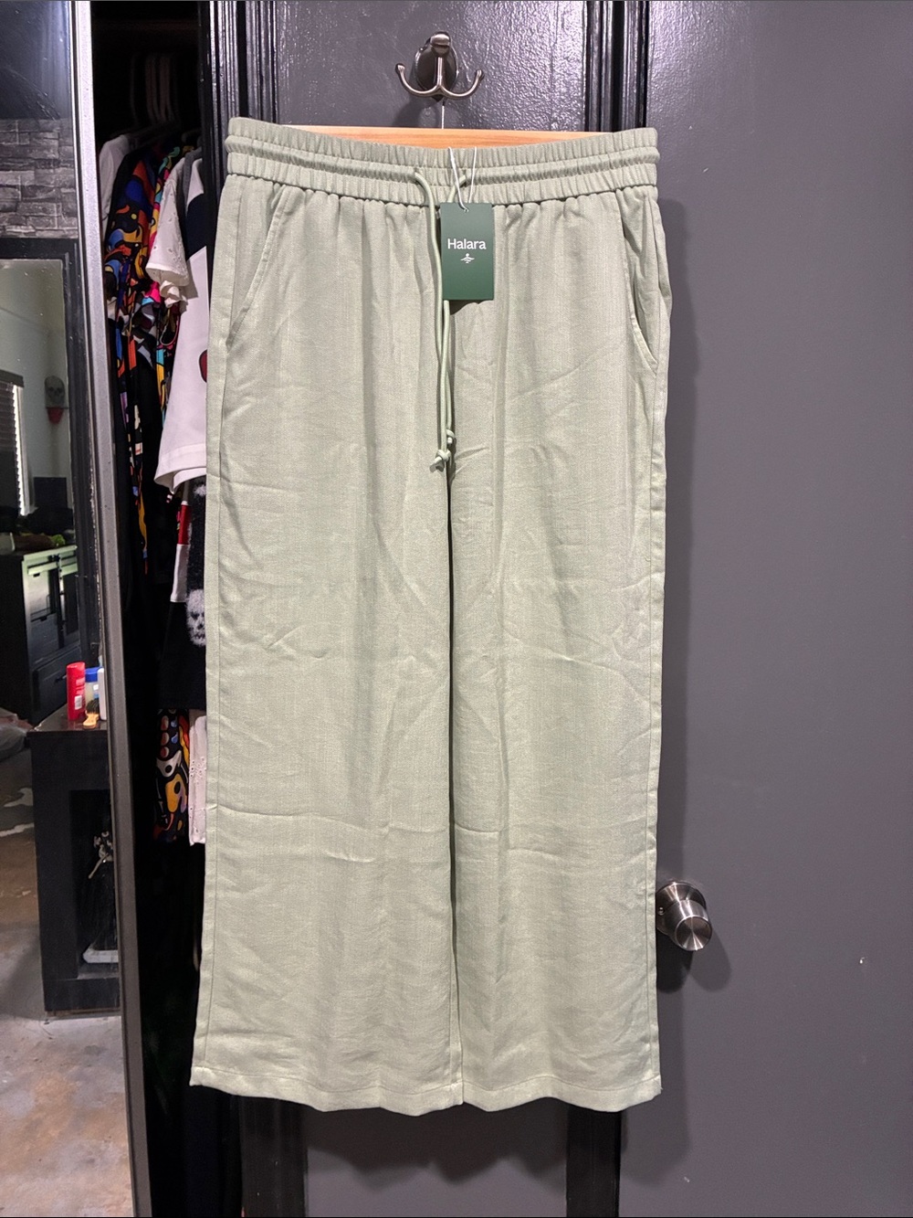 HALARA women’s Wide-Leg Drawstring beach pants in mint Green